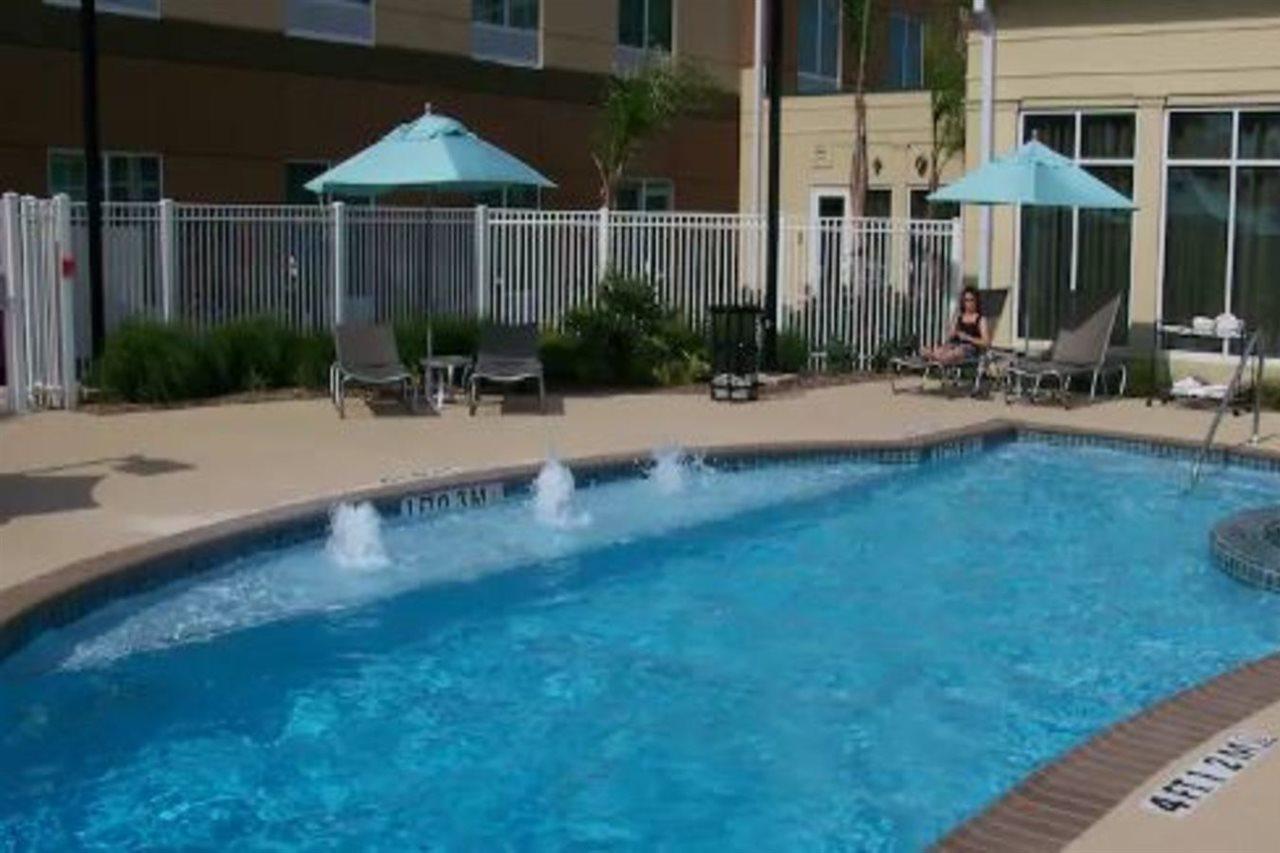 Hilton Garden Inn Houston-Pearland Extérieur photo